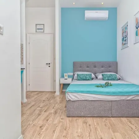 Little Dream * Сплит